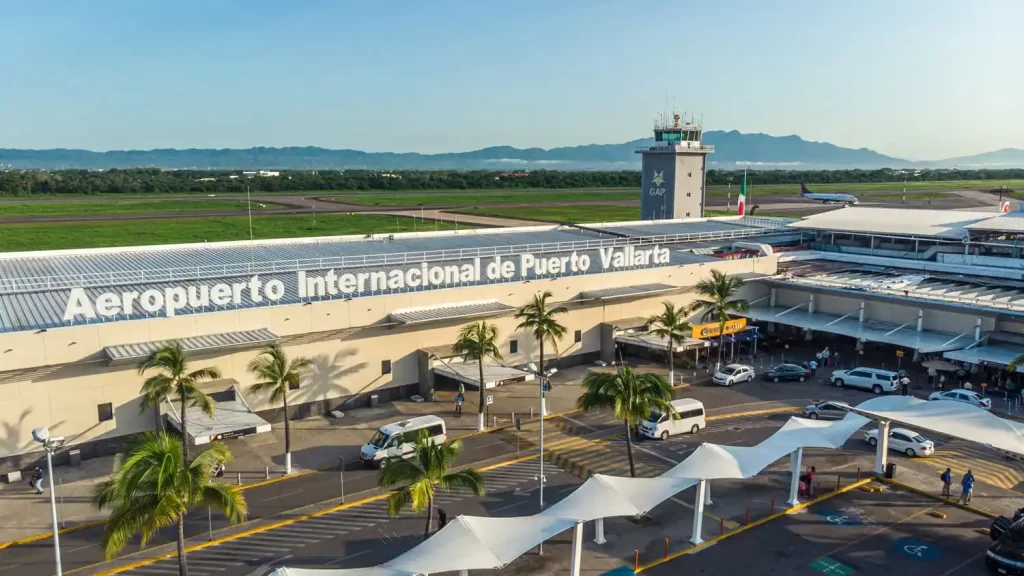 puerto-vallarta-international-airport-1024&#215;576